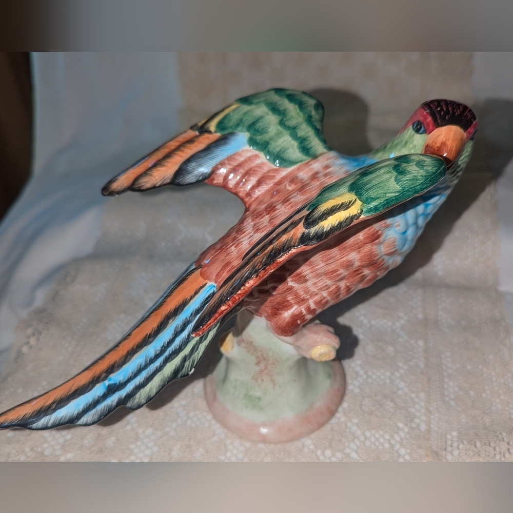 Mottahedeh Vibrant Multicolor Parrot Figurine